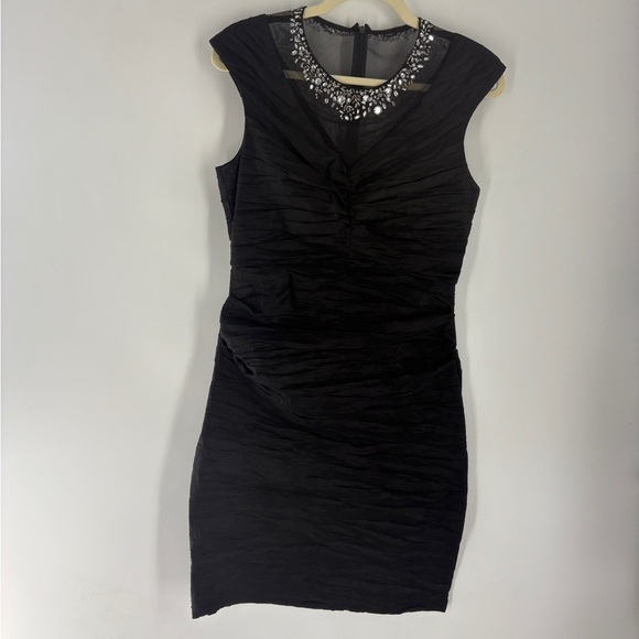 Collections By Lourea Dresses & Skirts - Collections By Lourea Crinkle V Shaped Cocktail Formal Dress- Size 8